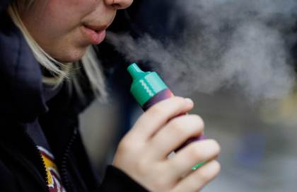 ONG afirma que la prohibición del vapeo fortaleció el mercado negro en México