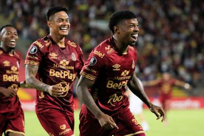 3-0. Tolima somete a Nacional y mantiene el liderato del Grupo B