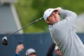 Scheffler encabeza el Campeonato de la PGA tras la primera ronda, con Rahm a dos golpes