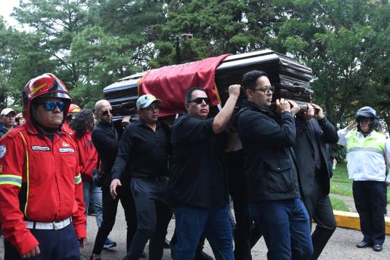 Guatemala despide a exfiscal asesinado entre rituales mayas, salsa y pedidos de justicia