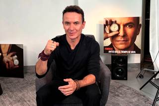Fonseca "honra el tiempo" con un nuevo álbum fiel a su sonido "tropical con visos de pop"