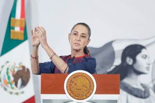 Sheinbaum dice que podría reunirse con Felipe VI en México durante el Mundial