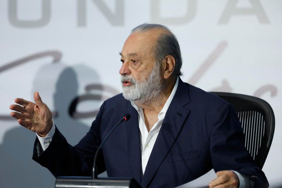 Carlos Slim anuncia inversiones en México de 5.000 millones de dólares en 2026