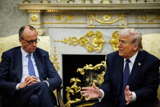 El Gobierno alemán subraya tras silencio de Merz que UE está unida ante amenazas de Trump