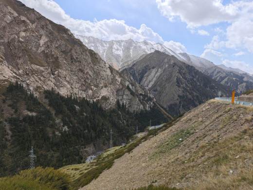 Científicos reconstruyen cordillera china analizando procesos de hace 250 millones de años