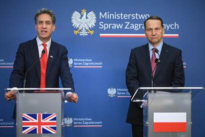 Polonia confía en ejército conjunto en frente oriental en 2030 que Putin no querrá atacar
