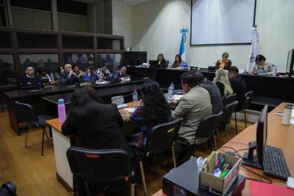 Policías guatemaltecos son declarados culpables por la ejecución de una pareja homosexual