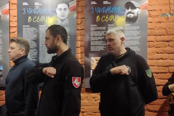 Bielorrusos en Ucrania, escépticos ante el acercamiento entre EE.UU. y Lukashenko