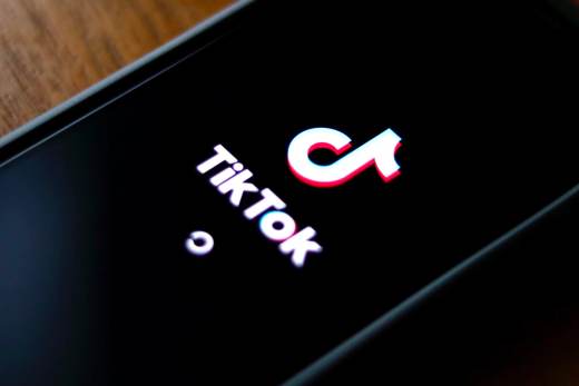 Un tribunal nipón dice que la voz está protegida pero desestima un caso contra TikTok por IA