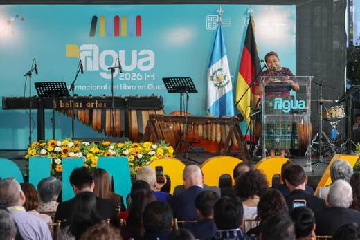 Guatemala inaugura su Feria Internacional del Libro dedicada a Rigoberta Menchú
