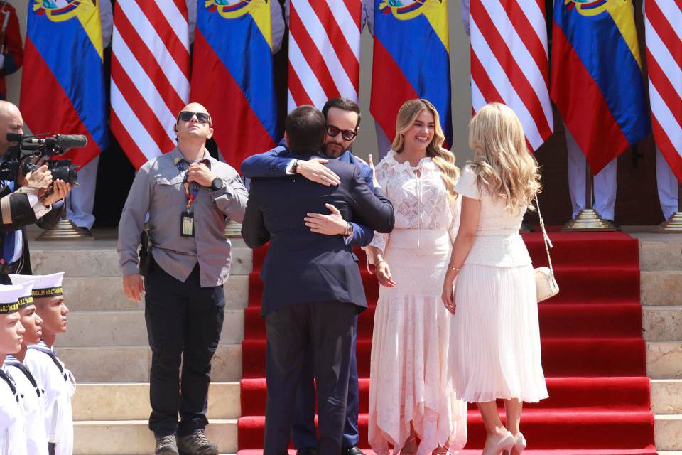 Rubio bromea sobre De la Espriella: "Se volvió loco y se metió a presidente"