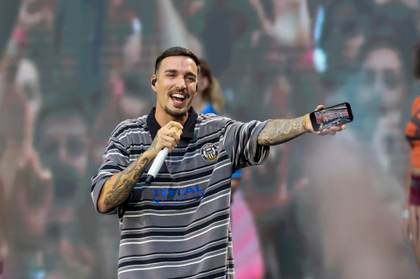 Rels B escribe en Madrid el último capítulo de su gira mundial