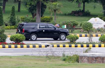 La delegación de EE.UU. liderada por J.D. Vance llega a Islamabad para negociar con Irán