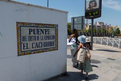 La segunda ola de calor golpea a España y se recrudecerá este lunes con registros extremos