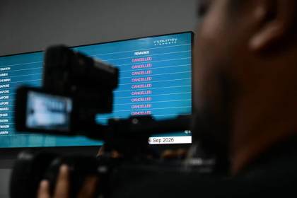 Indonesia reabre aeropuertos tras retrasar más de 600 vuelos internacionales por un volcán