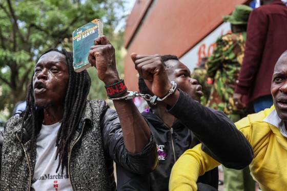 Amnistía Internacional denuncia el uso de leyes antiterroristas para "silenciar voces críticas" en Tanzania con "impunidad"