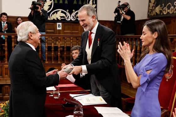 Gonzalo Celorio, un Cervantes que hermana a España y México con humor y memoria familiar
