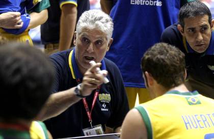 Moncho Monsalve, ex técnico de República Dominicana y Brasil, fallece a los 81 años