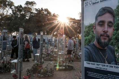 Familiares honran a víctimas del Festival Nova entre "frustración" y esperanza electoral