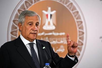Egipto e Italia firman un acuerdo para "detener flujos" de migrantes irregulares a Europa