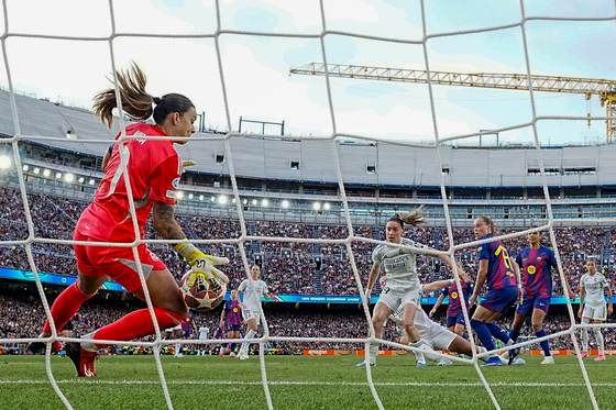 La guardameta internacional Misa Rodríguez no seguirá en el Real Madrid