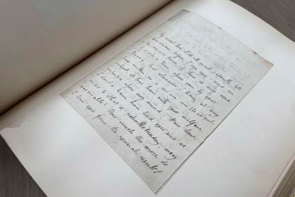 Las cartas de amor del poeta John Keats se exhiben por vez primera en 140 años en Londres