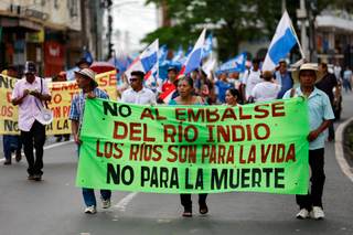 Obreros de Panamá denuncian persecución sindical y judicial en el Día de los Trabajadores