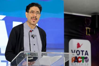 Cepeda dice que no irá a investidura de De la Espriella por su cercanía a Estados Unidos