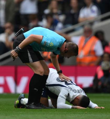 Pedro Porro, lesionado frente al Aston Villa