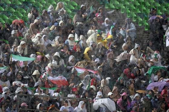 Italia no pierde la esperanza de estar en el Mundial ante una eventual retirada de Irán