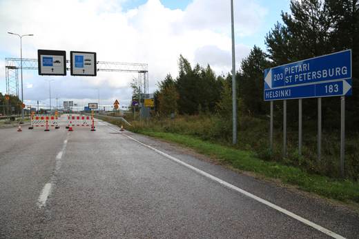 Finlandia prorroga indefinidamente el cierre de su frontera oriental con Rusia