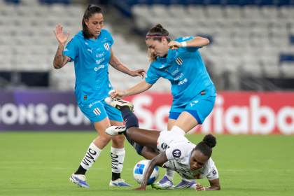 El Monterrey, de la colombiana Restrepo, busca afianzarse en la cima ante Cruz Azul