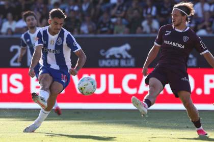 El Oporto gana al Académico (0-3) bajo la batuta de Gabri Veiga