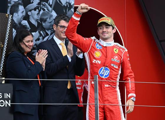 Leclerc: "Es increíble; a nadie le gusta un final así, pero esta victoria fue fantástica"