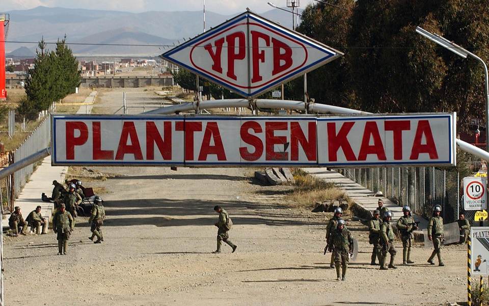 Tras 20 años, la nacionalización petrolera en Bolivia deja menos gas y mayor dependencia