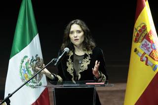 Ayuso y Nacho Cano rinden homenaje al "mestizaje" y a Hernán Cortés en México