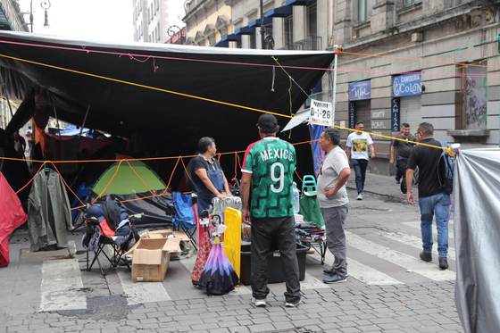 Maestros mexicanos acuerdan continuar huelga nacional y reforzar protestas en el Mundial