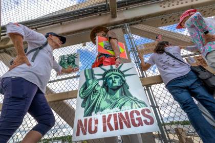 Más de 2.500 eventos de ‘No Kings’ impulsan el voto anticipado en Estados Unidos