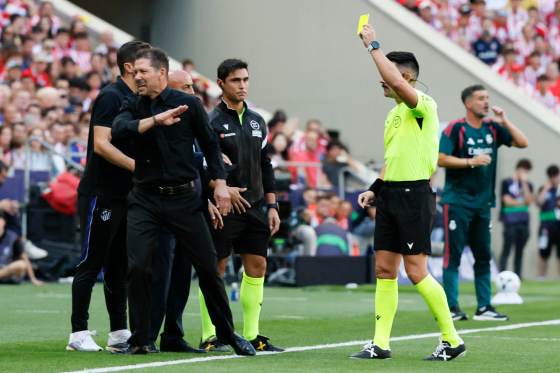 Simeone: "Hay que tener respeto y cuidado con lo que decimos aunque te llames Mourinho"