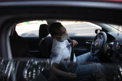 Uber exige respetar fallo que impide sancionar a conductores en aeropuertos de México