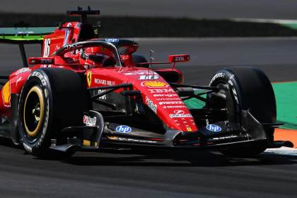 Ferrari domina 'en casa' el primer libre de Monza