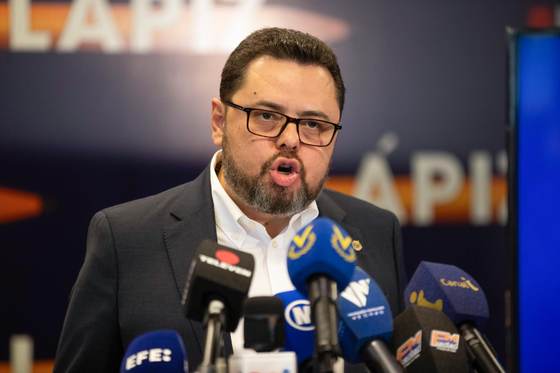 Opositor celebra negociación respaldada por Estados Unidos para transición en Venezuela