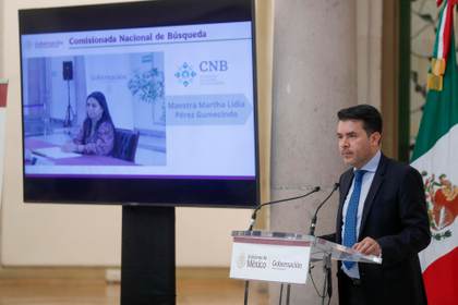 Gobierno mexicano halla explosivos en autobús ligado a Ayotzinapa que apoyaría a maestros