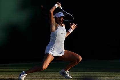 Noskova aplaca a Osorio