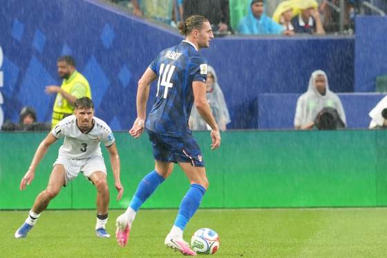 Rabiot asume que son los favoritos, pero alerta sobre relajarse