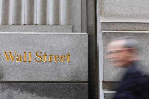 Wall Street abre mixto entre la tensión en Ormuz y el repunte de la inflación al 3,3 %