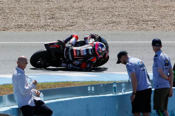 El australiano Agius se impone en Jerez, pero González es más líder del Mundial de Moto2