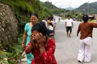 Riada en Nepal: se superan los 800 muertos a ambos lados de la frontera tras la riada