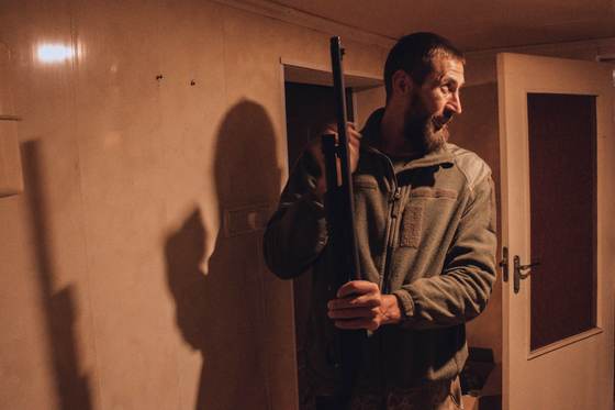 Ucrania contiene la ofensiva rusa al inicio de la primavera en duros enfrentamientos