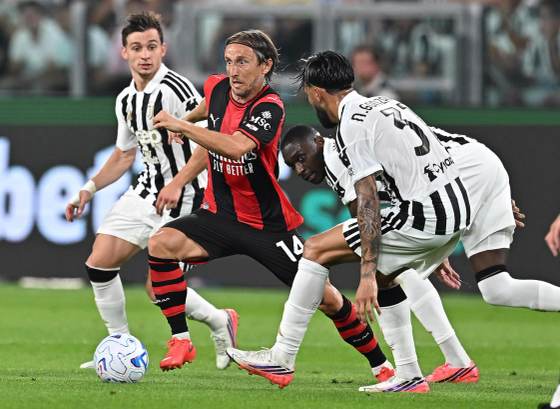 1-1. Modric lidera al Milan, pero Gatti rescata a la 'Juve' en el añadido